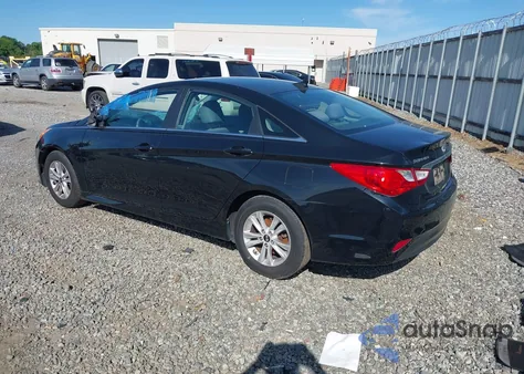 2014 Hyundai Sonata Gls z USA, uszkodzony, nr VIN 5NPEB4AC6EH896136